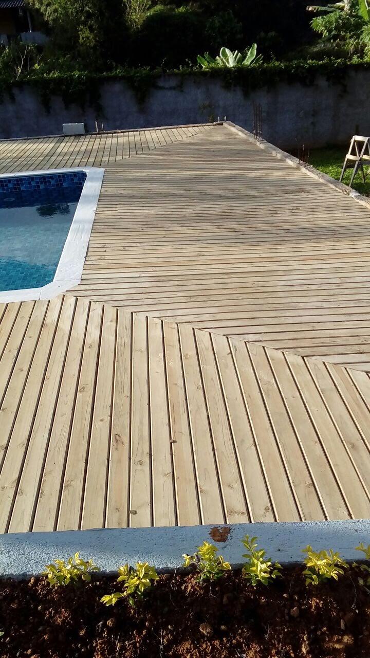 Deck de Pinus Tratado